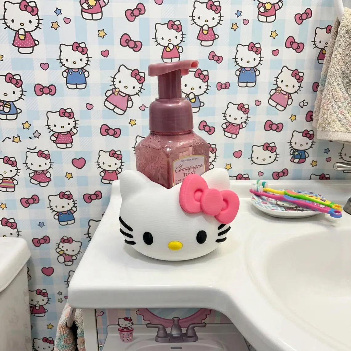 3D Printed Hello Kitty Multi-Purpose Holder | Cute Makeup Brush, Pencil, Soap Organizer